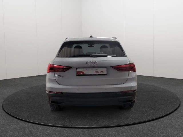 Audi Q3 S-Line S-Tronic