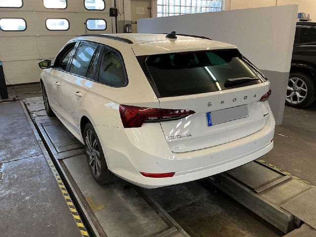 Skoda Octavia 1.5 TSI Combi Tour