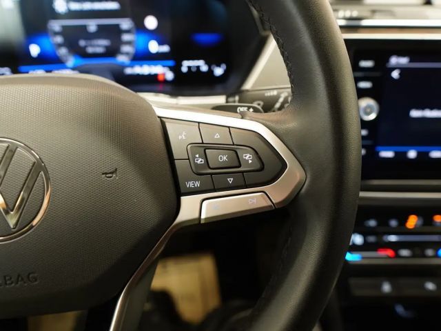 Volkswagen Touran 1.5 TSI DSG