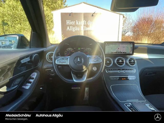 Mercedes-Benz GLC 300 4MATIC AMG Line