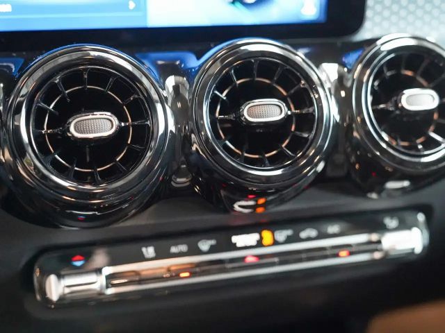 Mercedes-Benz GLB 200 GLB 200 d