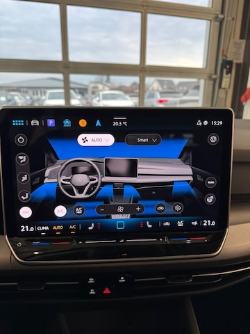 Volkswagen Golf 1.5 eTSI DSG