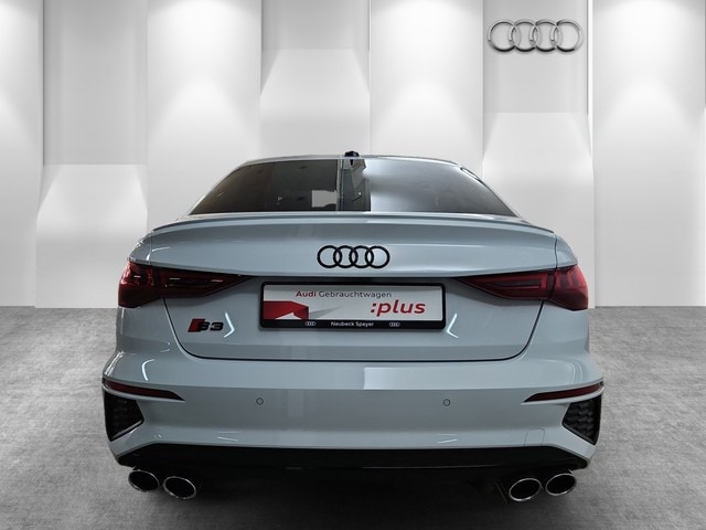 Audi S3 Quattro S-Tronic Sedan