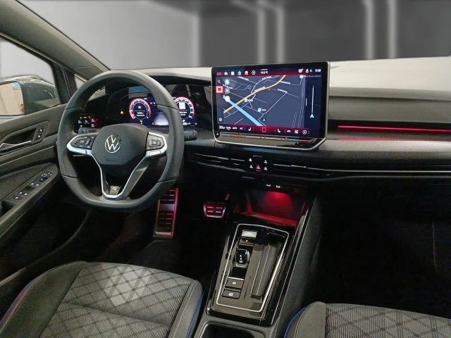 Volkswagen Golf 2.0 TDI DSG Golf VIII R-Line