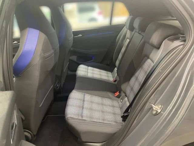 Volkswagen Golf Business GTE Plus
