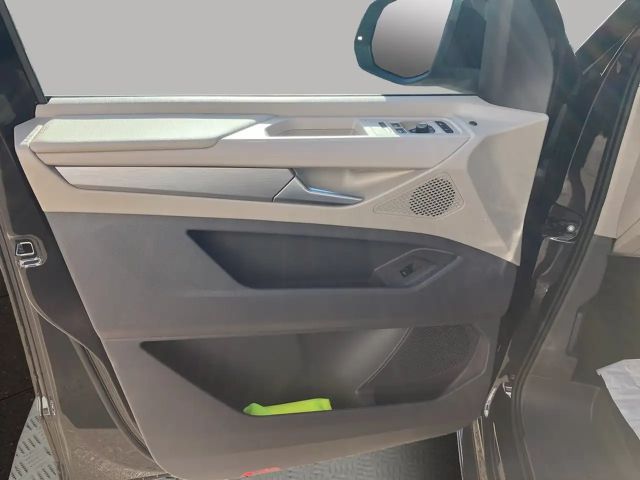 Volkswagen Multivan Life T7