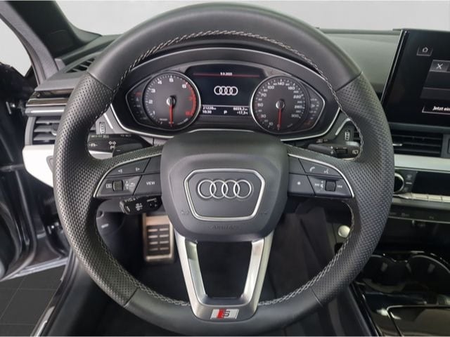 Audi A4 40 TFSI Avant S-Line S-Tronic