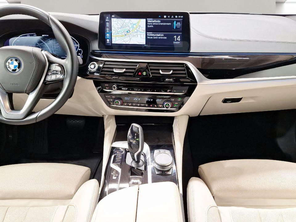 BMW 530 530e Touring xDrive