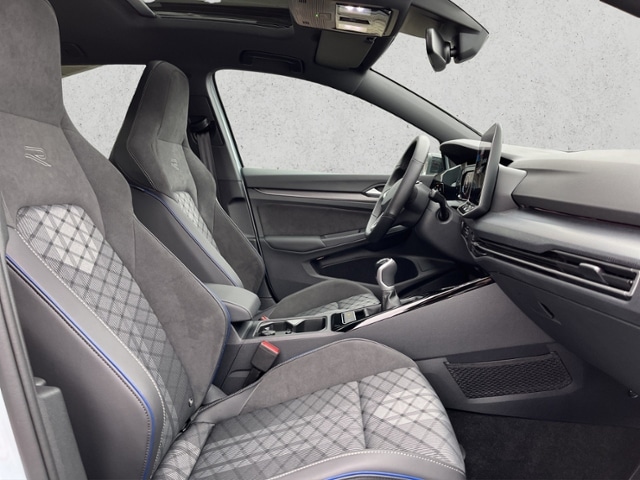 Volkswagen Golf 1.5 TSI Golf VIII R-Line