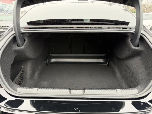 Mercedes-Benz EQE 43 4MATIC AMG Line Sedan