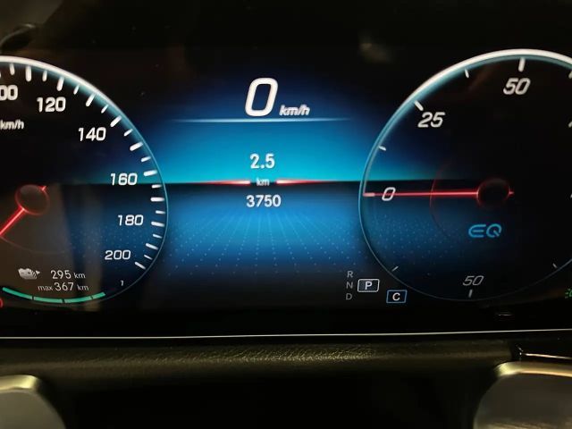 Mercedes-Benz EQB 300 4MATIC AMG Line