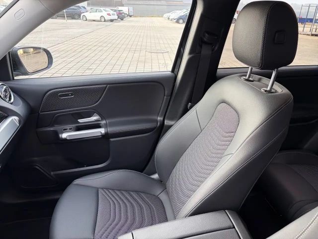 Mercedes-Benz GLB 180 GLB 180 d