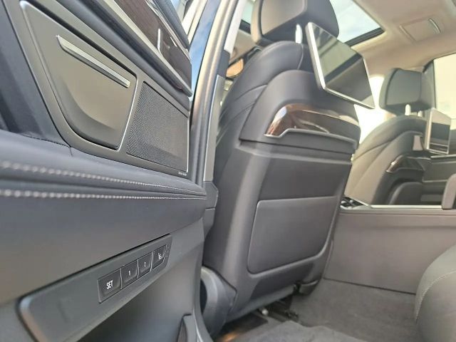 BMW 745 Sedan xDrive