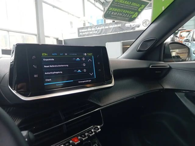 Peugeot E-2008 Active Pack