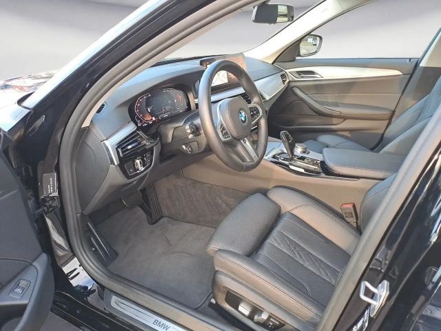 BMW 530 530d Touring xDrive