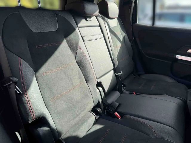 Mercedes-Benz EQB 250 AMG Line