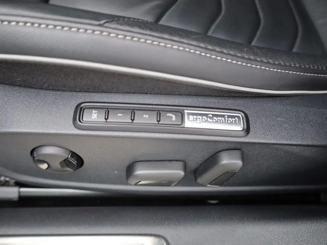 Volkswagen Arteon 2.0 TSI R-Line