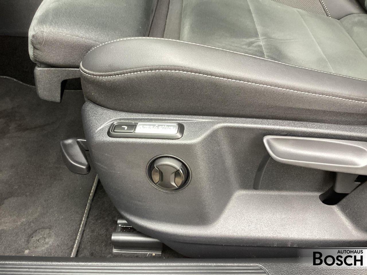 Volkswagen T-Roc 1.5 TSI DSG R-Line