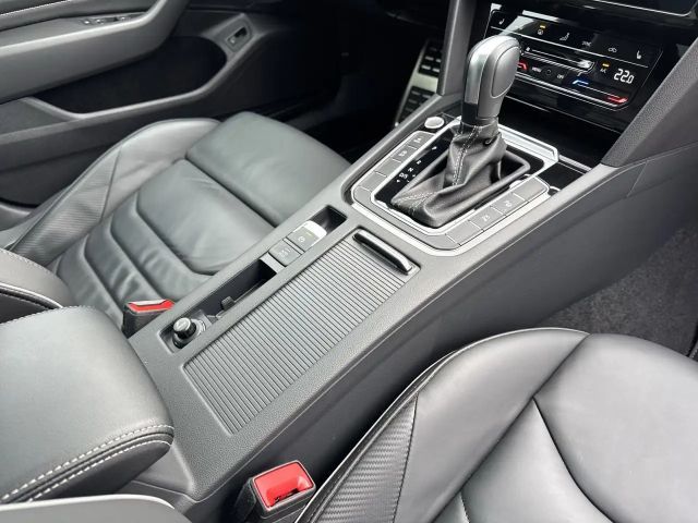 Volkswagen Arteon 2.0 TDI R-Line