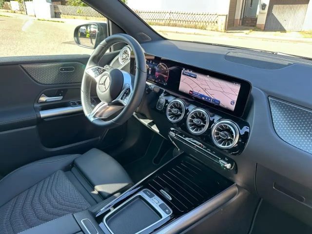 Mercedes-Benz B 200 Progressive