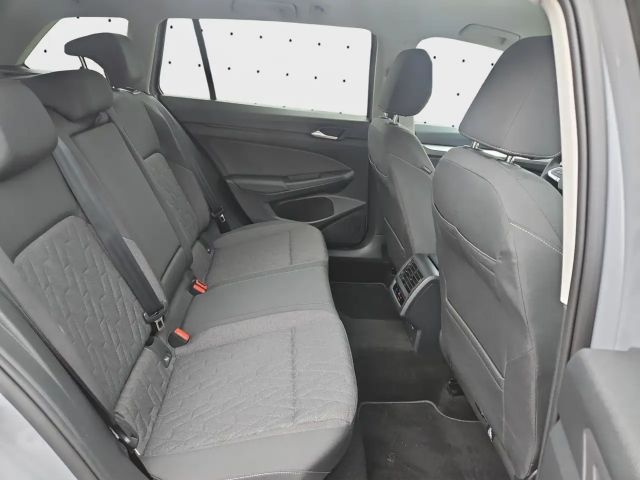 Volkswagen Golf 1.5 eTSI Life Variant