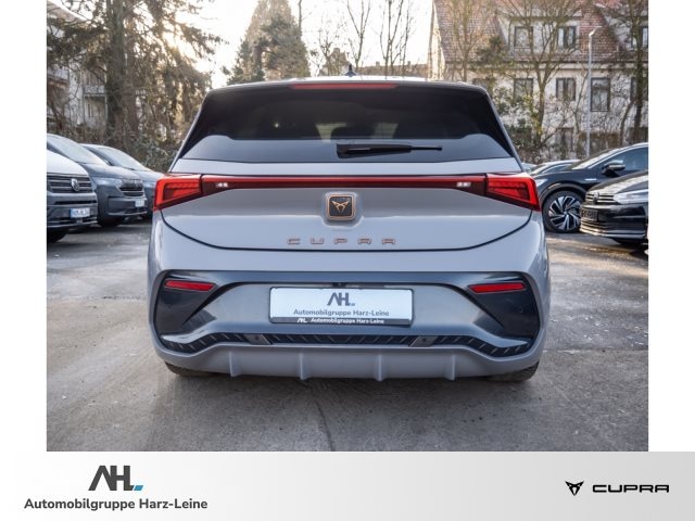 Cupra Born ALU 19''+DCC+PANO+360° KAMERA+AR HUD+KEYLESS+BEATS AUDIO+TECH M+KLIMA+NAVI