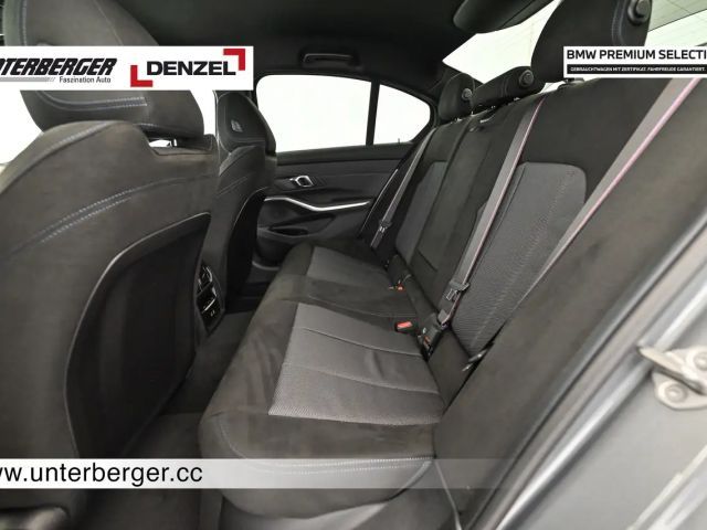 BMW 320 320d M-Sport Sedan xDrive