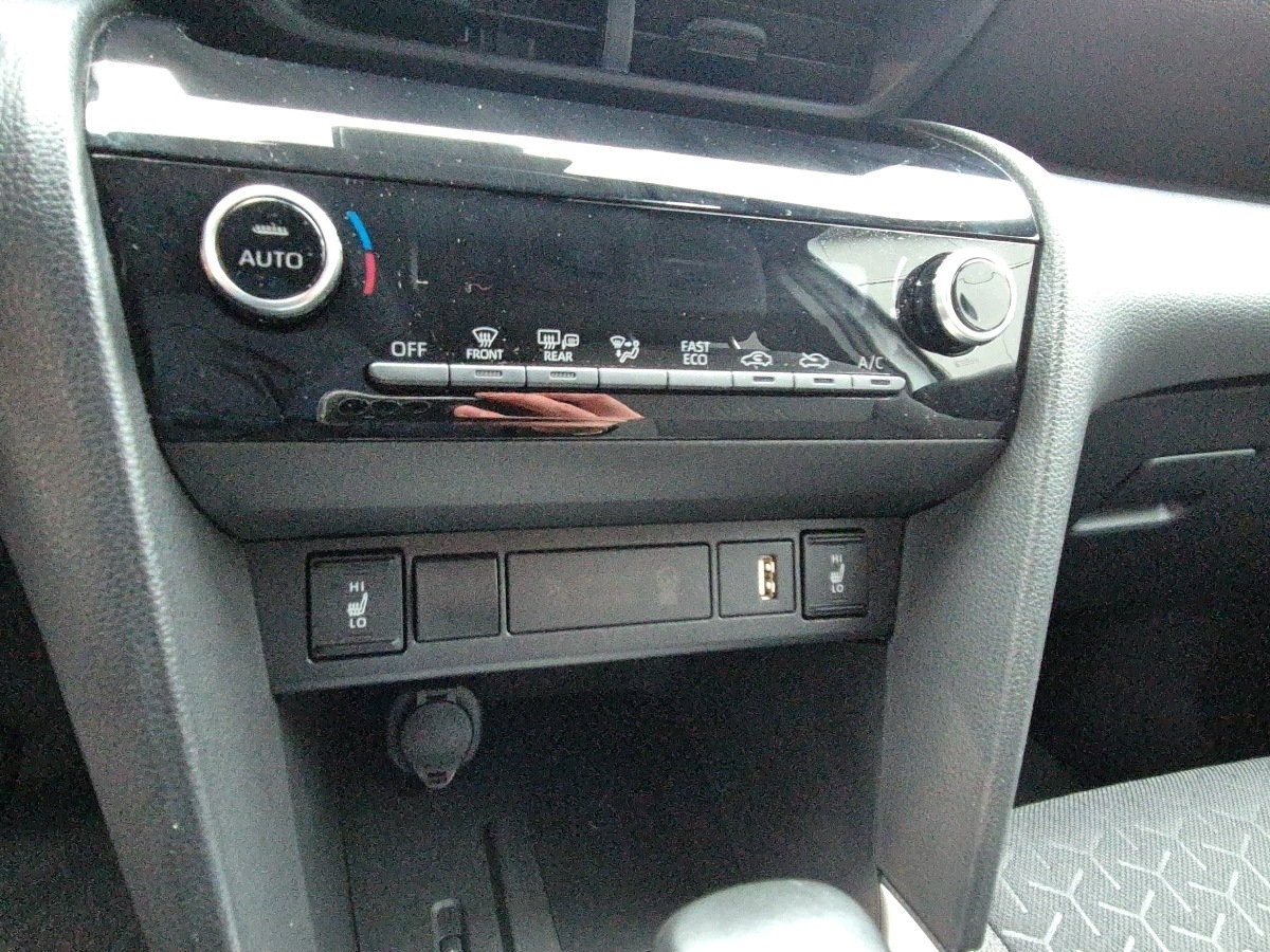 Toyota Yaris Cross 5-deurs Team D