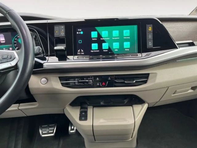 Volkswagen Multivan 2.0 TSI DSG Style T7