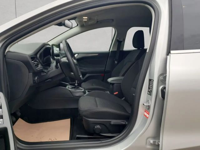 Ford Focus EcoBoost Titanium Wagon