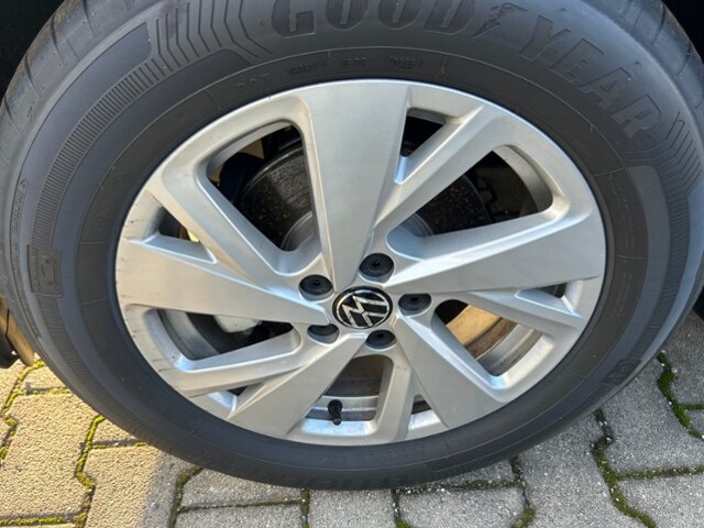 Volkswagen Taigo 1,0 TSI LED-MATRIX NAVI APP CONNECT ALU PDC KLIMA