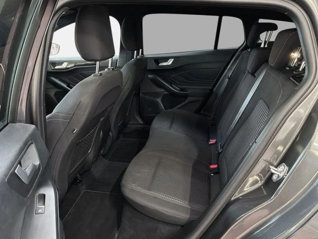 Ford Focus EcoBoost ST Line Wagon