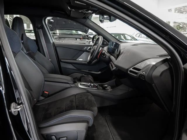 BMW 135 Sedan xDrive