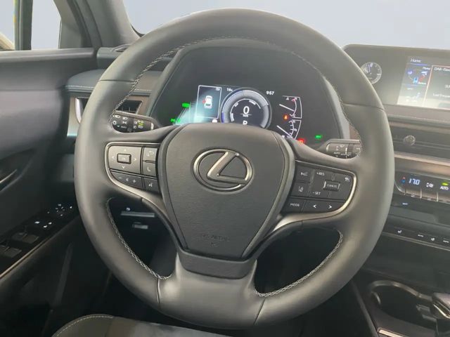 Lexus UX 250h Style Edition