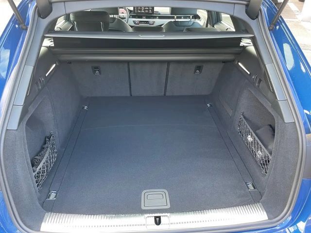 Audi A4 35 TFSI Avant S-Line