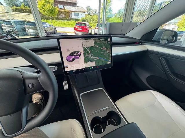 Tesla Model Y Performance
