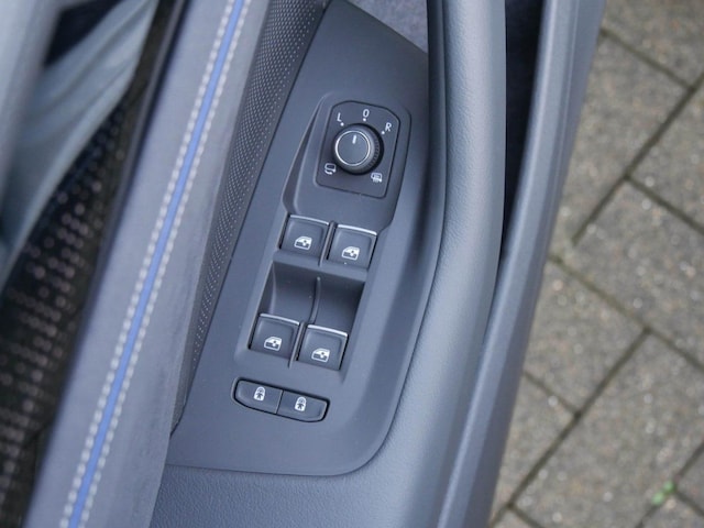 Volkswagen Passat R-Line eHybrid