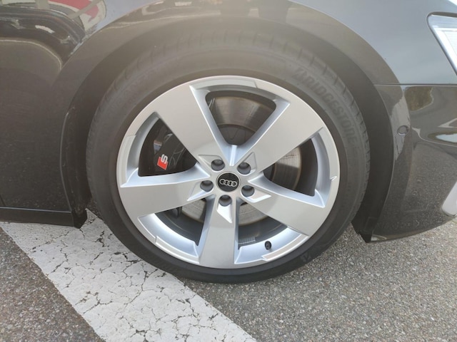 Audi S6 Avant Quattro