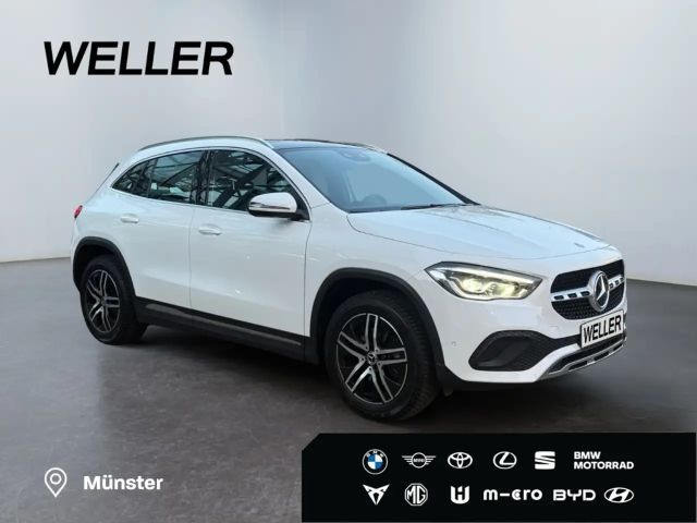 Mercedes-Benz GLA 200 7G-DCT *LED*Pano*Digital*MBux*SHZ*