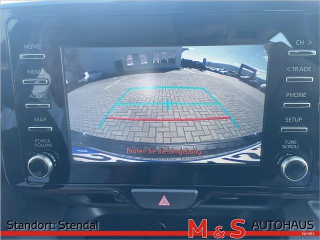 Toyota Yaris 1.0 VVT-i Basis