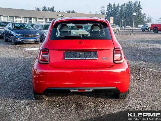 Fiat 500 (RED) MJ22