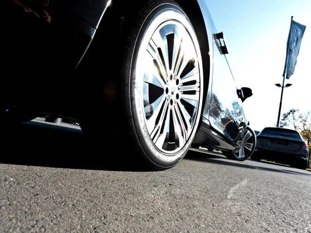 Mercedes-Benz EQS 350 Electric Art Sedan