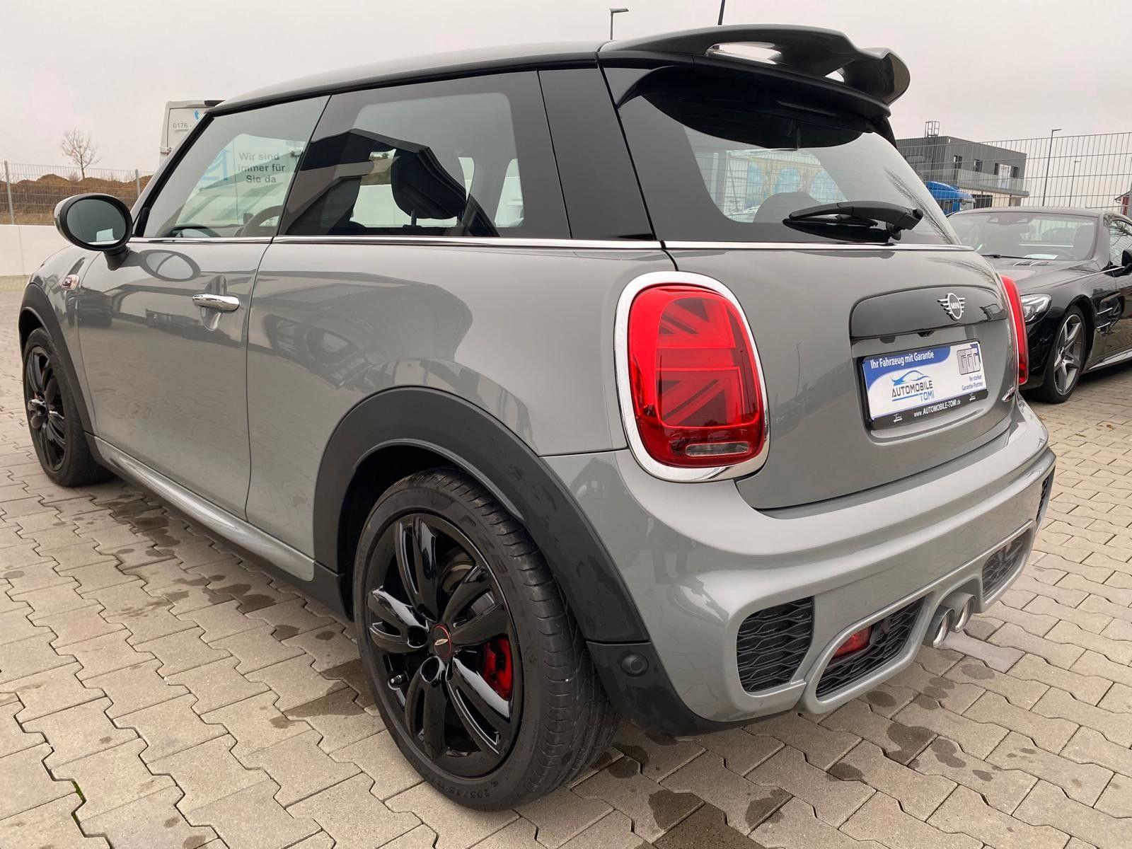 MINI Cooper 3-deurs John Cooper Works