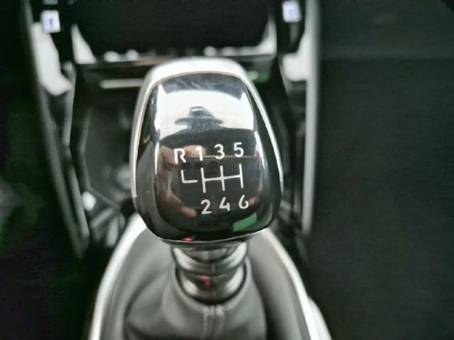 Peugeot 2008 Allure Pack