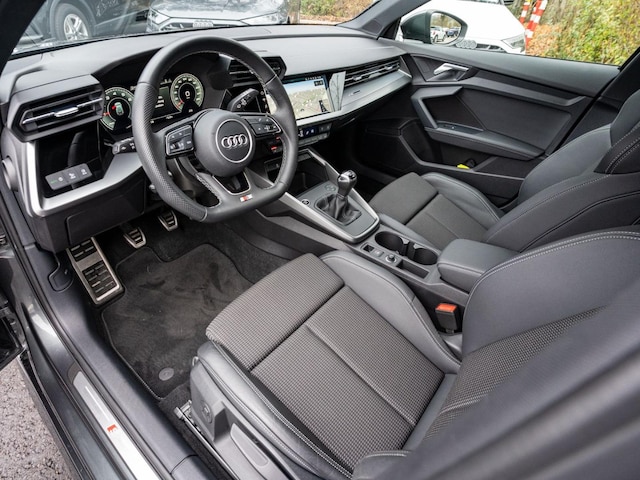 Audi A3 30 TFSI S-Line Sportback