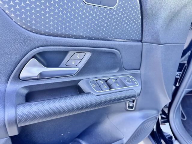 Mercedes-Benz GLB 200 GLB 200 d