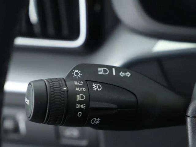 Volvo XC60 AWD Momentum