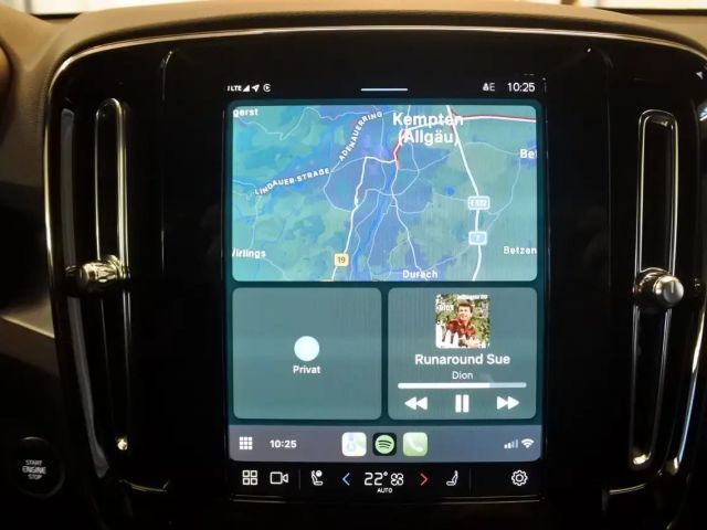 Volvo XC40 Business Dark Plus