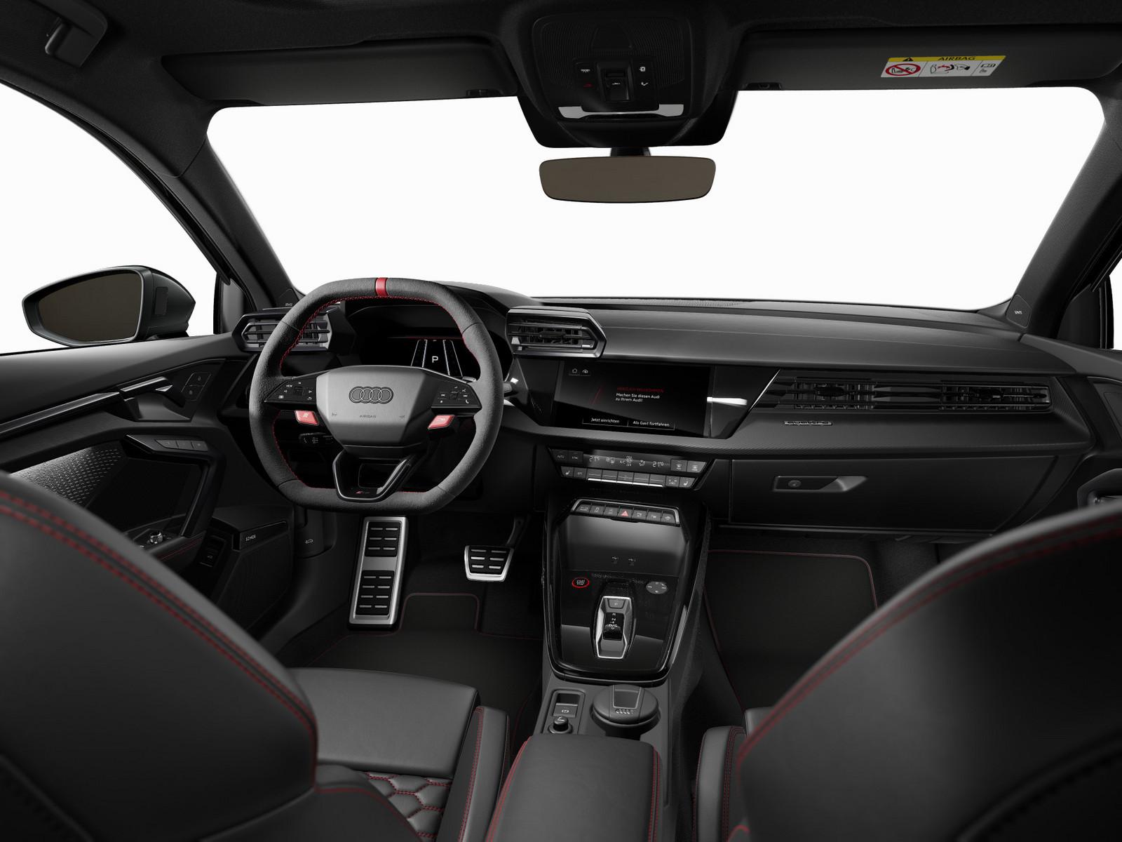 Audi RS3 S-Tronic Sedan