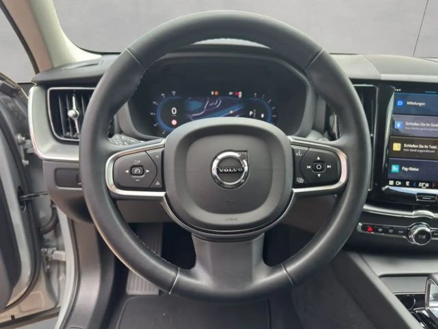 Volvo XC60 AWD Core